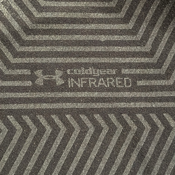 Under Armour Coldgear Infared technology half zip long sleeve shirt - Picture 6 of 7